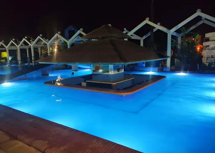 Apartamento En Benalbeach